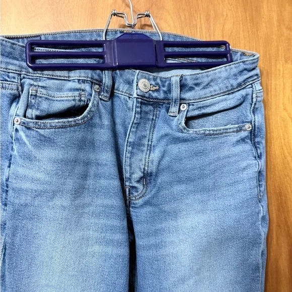 American Eagle Tomgirl Jeans - Picture 2 of 8